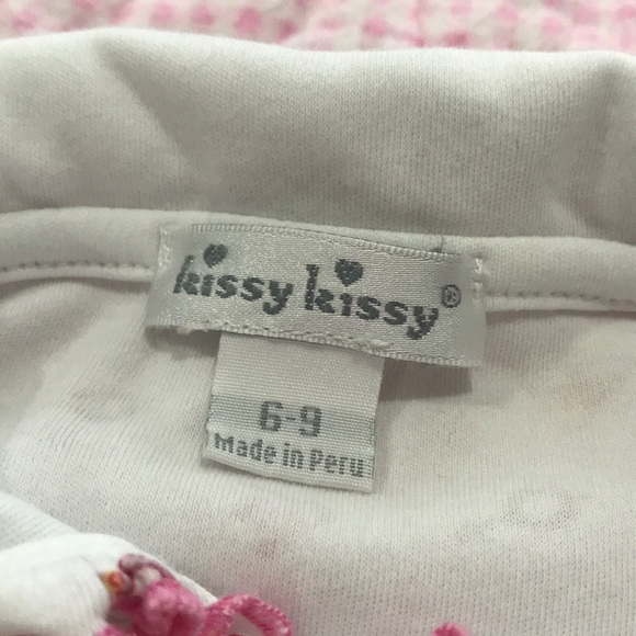 Kissy Kissy One Piece - Picture 2 of 3